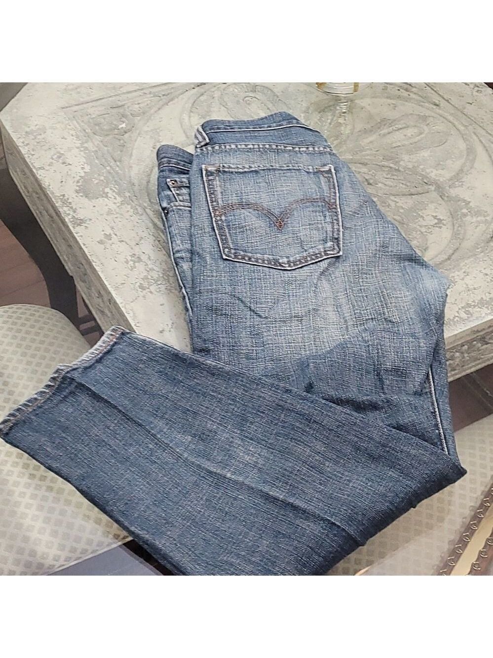 LEVI'S 520 JEANS - Picture 6 of 7